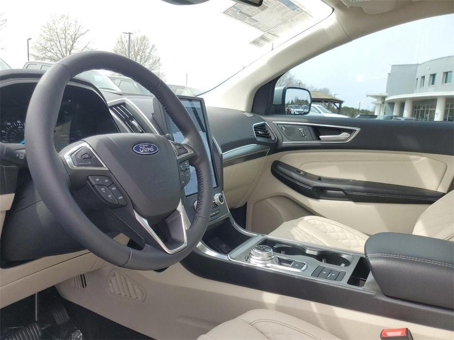 new 2024 Ford Edge car, priced at $39,928