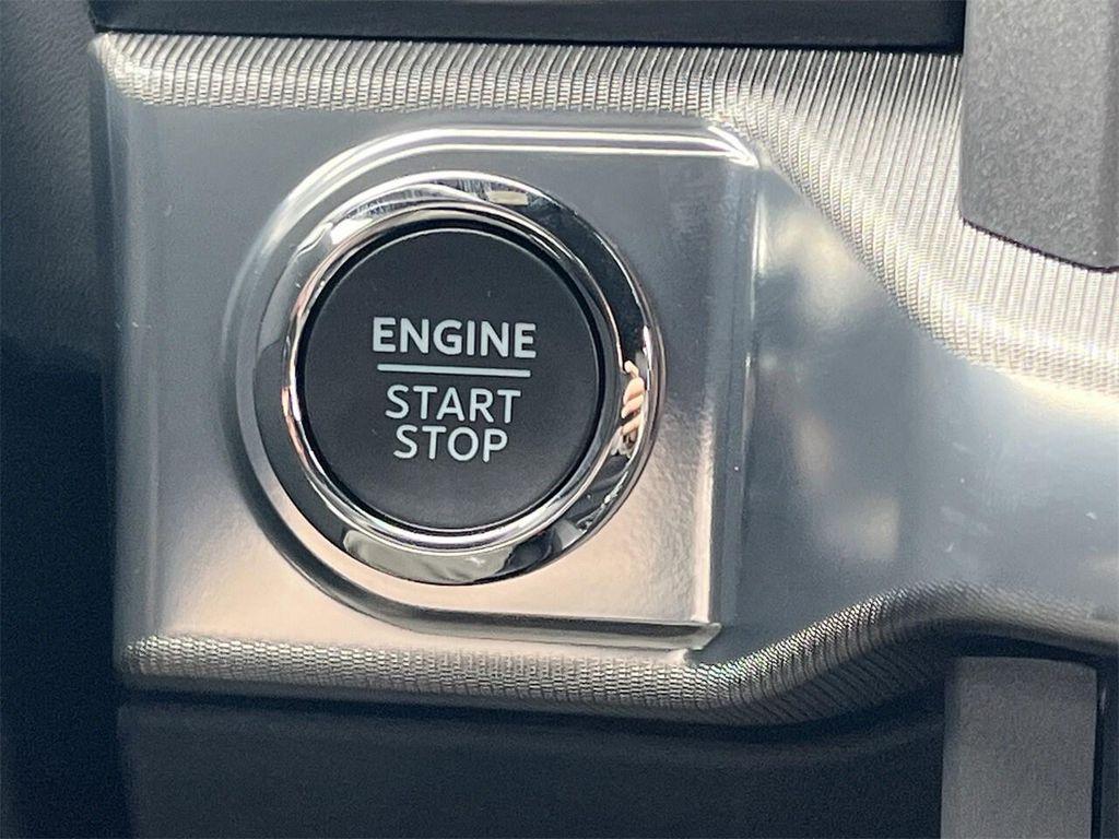 new 2025 Ford F-150 car, priced at $66,544