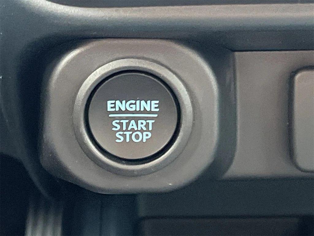 new 2025 Ford Maverick car, priced at $38,598