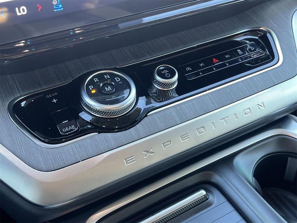 new 2025 Ford Expedition Max car, priced at $96,485