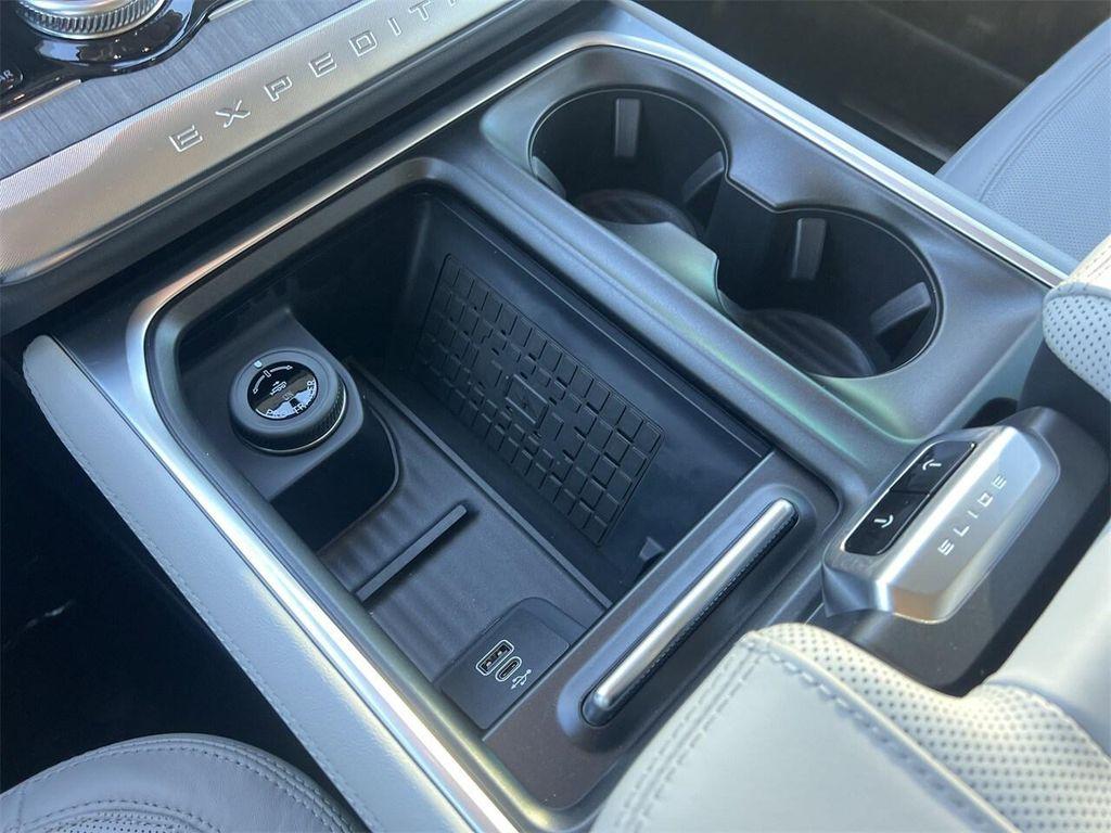 new 2025 Ford Expedition Max car, priced at $96,485