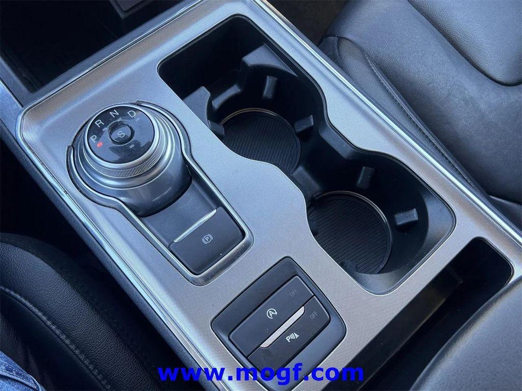 used 2022 Ford Edge car, priced at $20,995