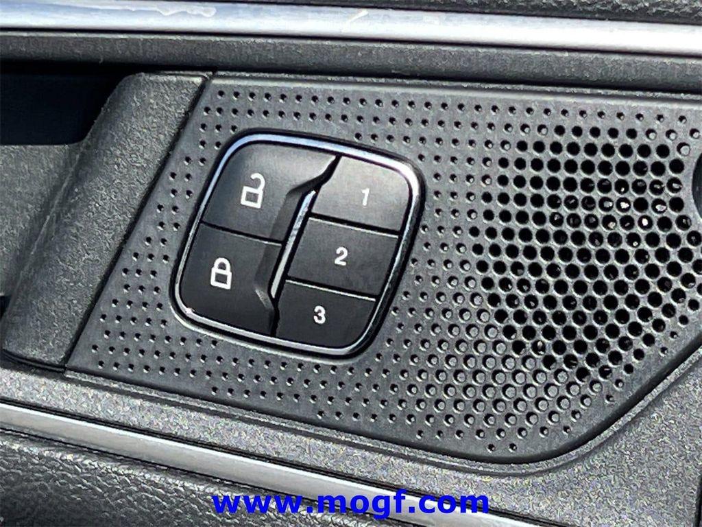 used 2022 Ford Edge car, priced at $20,995