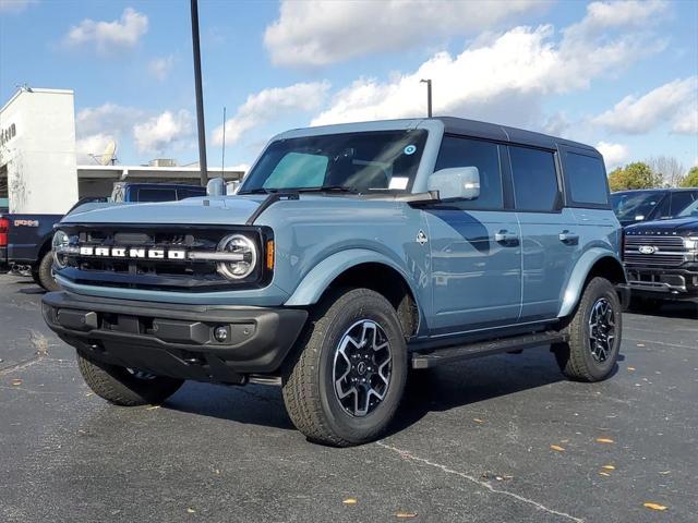 new 2024 Ford Bronco car, priced at $53,908