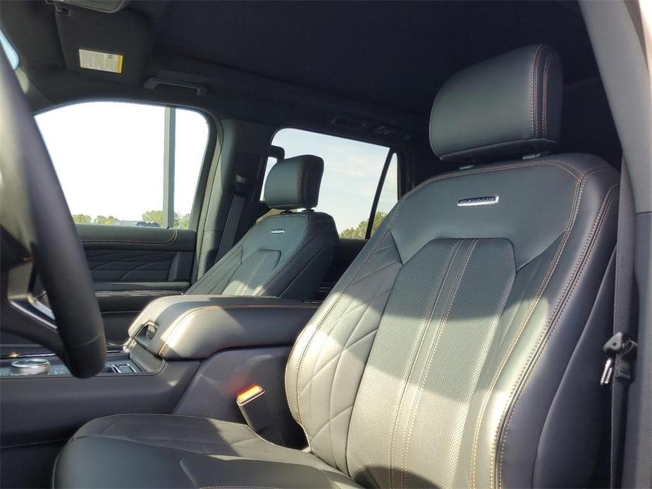 new 2024 Ford Expedition car, priced at $80,578