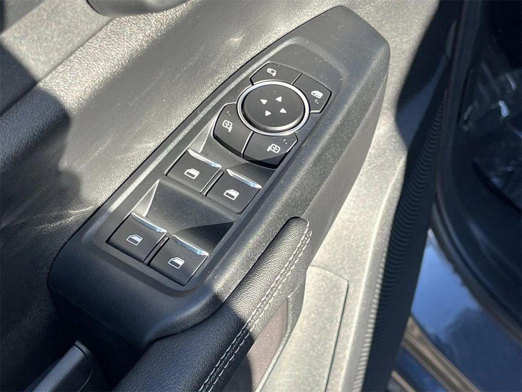 new 2025 Ford Ranger car, priced at $37,948