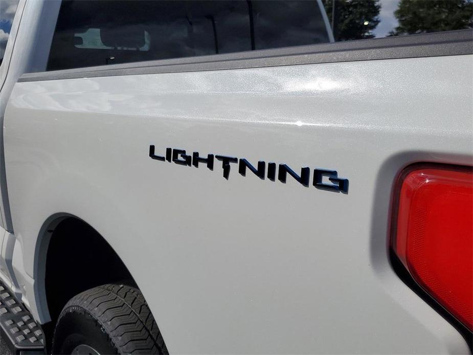 new 2023 Ford F-150 Lightning car, priced at $67,328