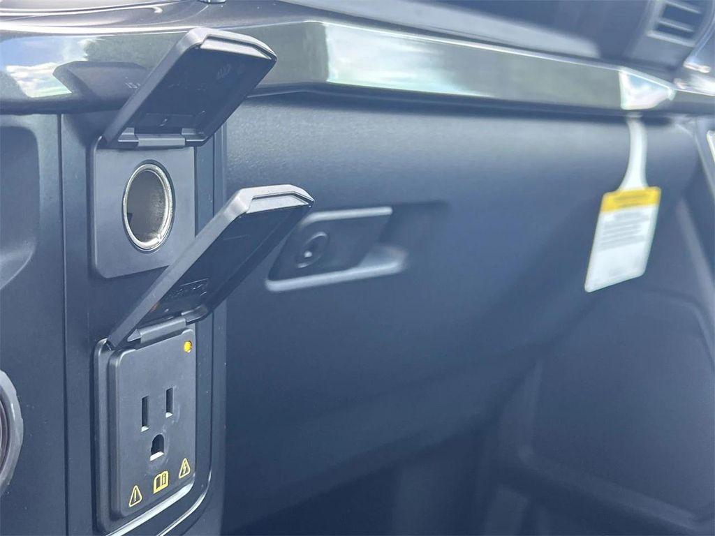 new 2025 Ford F-150 car, priced at $46,171