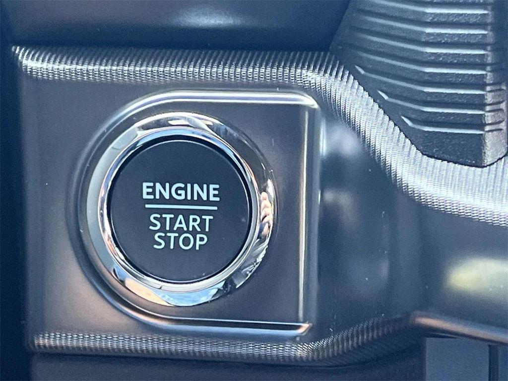 new 2025 Ford F-150 car, priced at $68,598