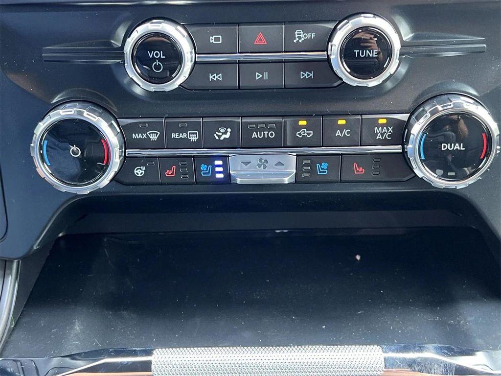 new 2025 Ford F-150 car, priced at $68,598