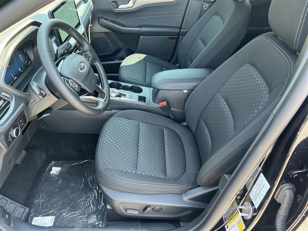 new 2025 Ford Escape car, priced at $33,320