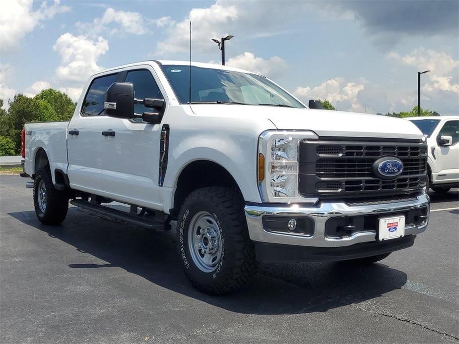 new 2024 Ford F-250 car, priced at $56,034