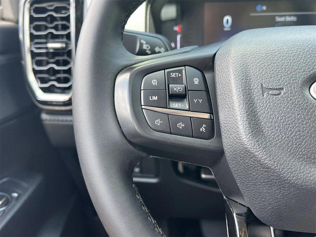 new 2025 Ford Ranger car, priced at $40,958