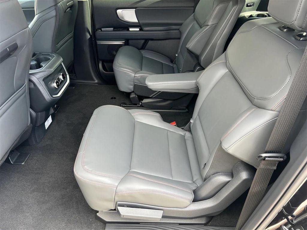 new 2025 Ford Expedition Max car, priced at $73,090