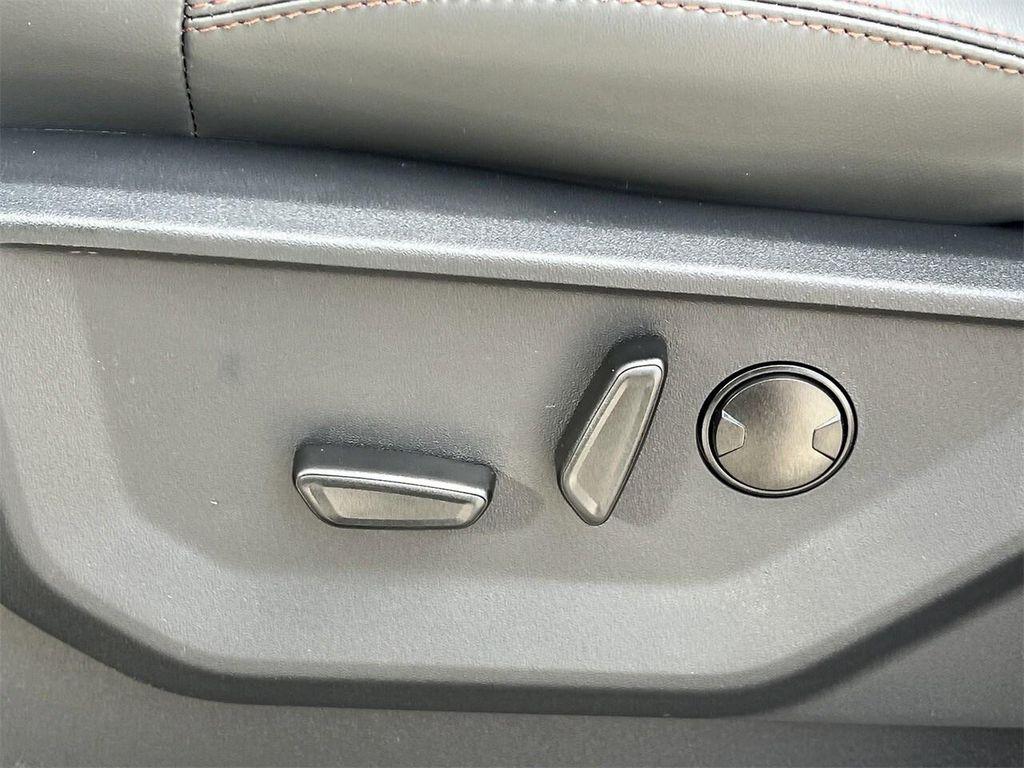 new 2025 Ford Expedition Max car, priced at $73,090