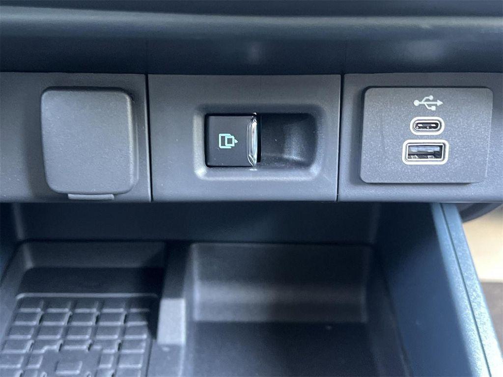 new 2025 Ford Maverick car, priced at $38,548