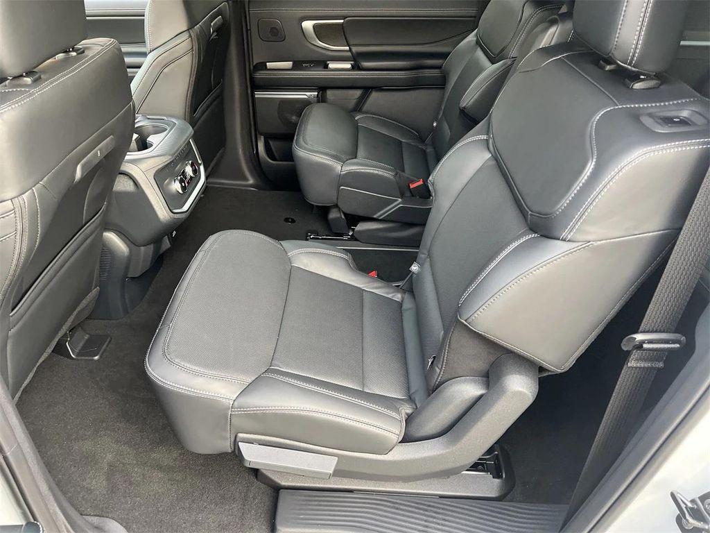 new 2025 Ford Expedition Max car, priced at $90,230