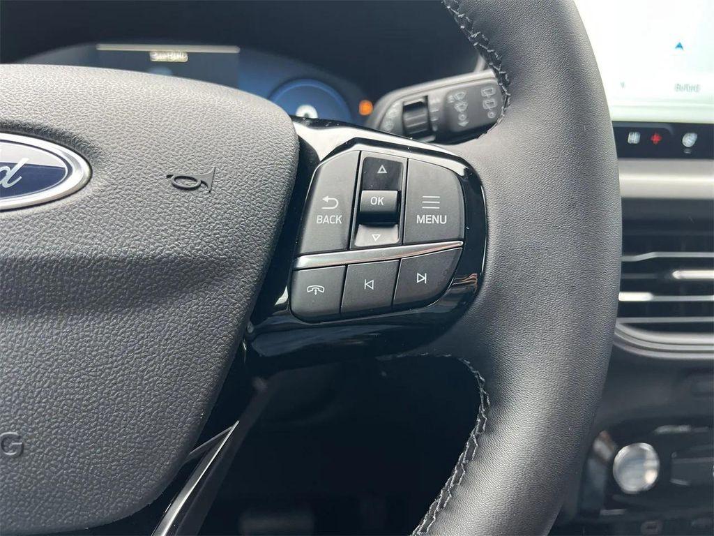 new 2025 Ford Escape car, priced at $33,135