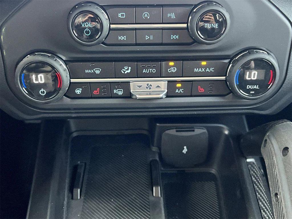 new 2025 Ford Bronco car, priced at $90,575