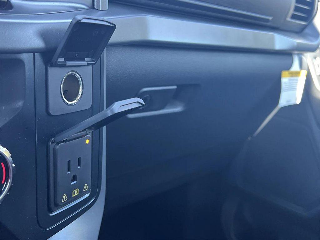 new 2025 Ford F-150 car, priced at $55,258