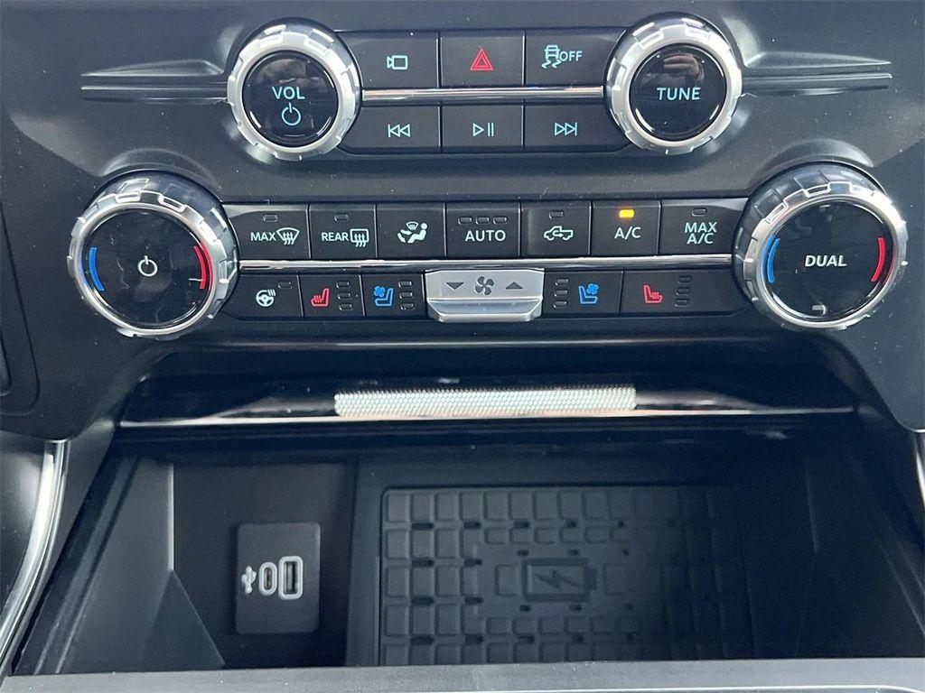 new 2025 Ford F-150 car, priced at $80,695