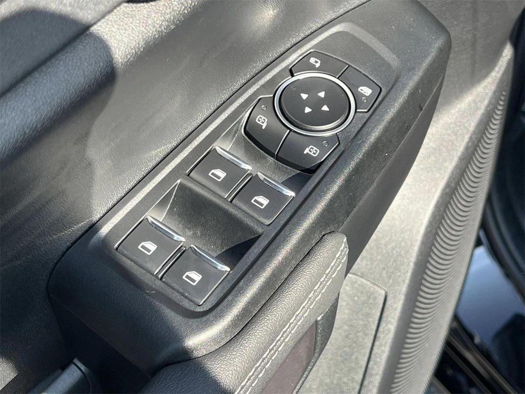 new 2025 Ford Ranger car, priced at $34,198