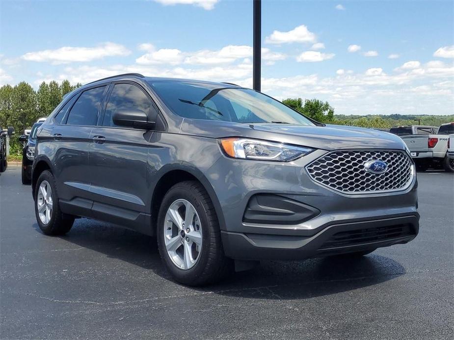 new 2024 Ford Edge car, priced at $33,762