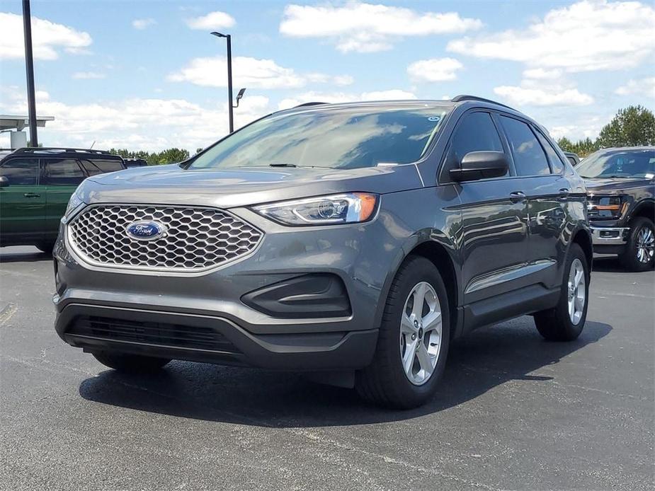 new 2024 Ford Edge car, priced at $33,762