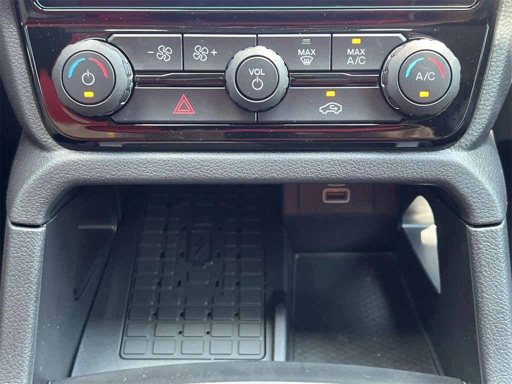new 2025 Ford Ranger car, priced at $37,578
