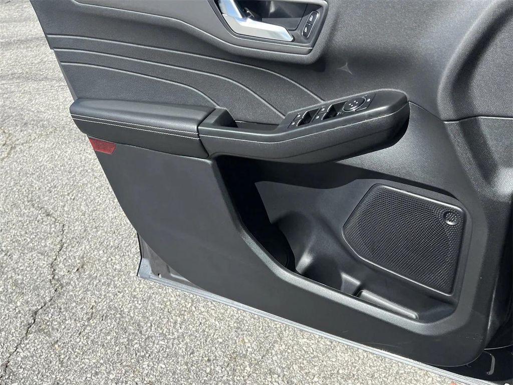new 2026 Ford Escape PHEV car, priced at $36,625