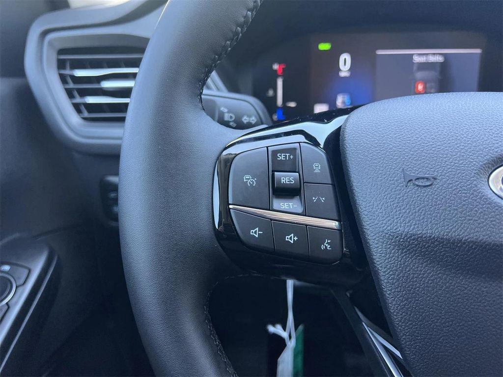 new 2026 Ford Escape PHEV car, priced at $36,625