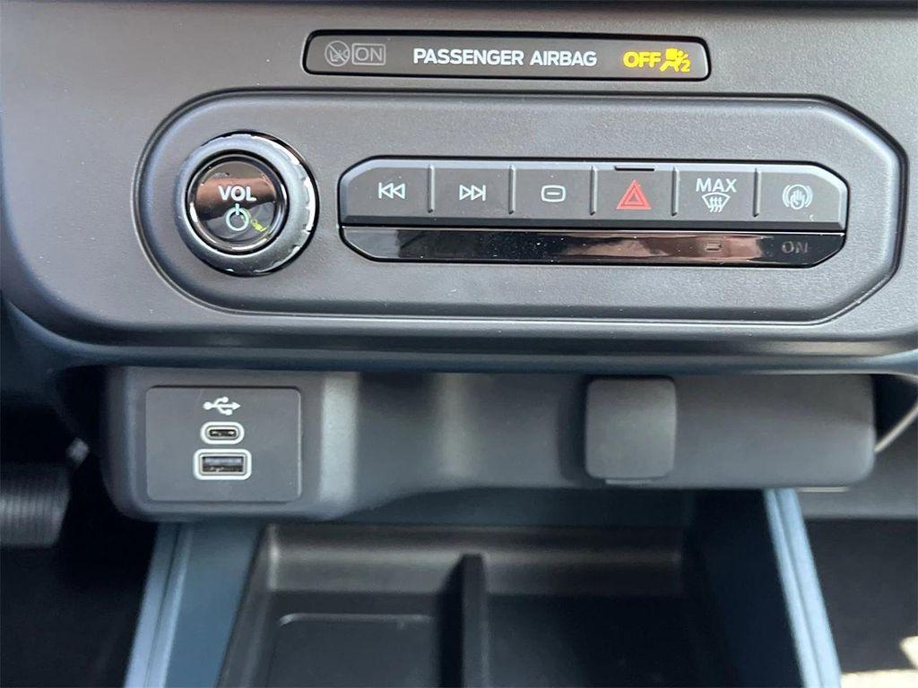 new 2025 Ford Maverick car, priced at $30,877