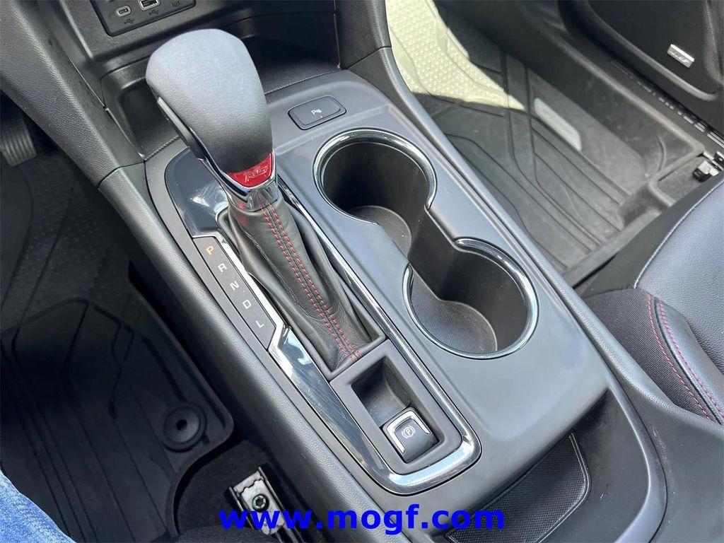 used 2024 Chevrolet Equinox car, priced at $26,995