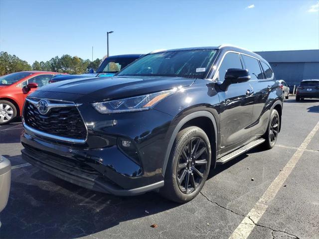 used 2022 Toyota Highlander Hybrid car, priced at $42,495