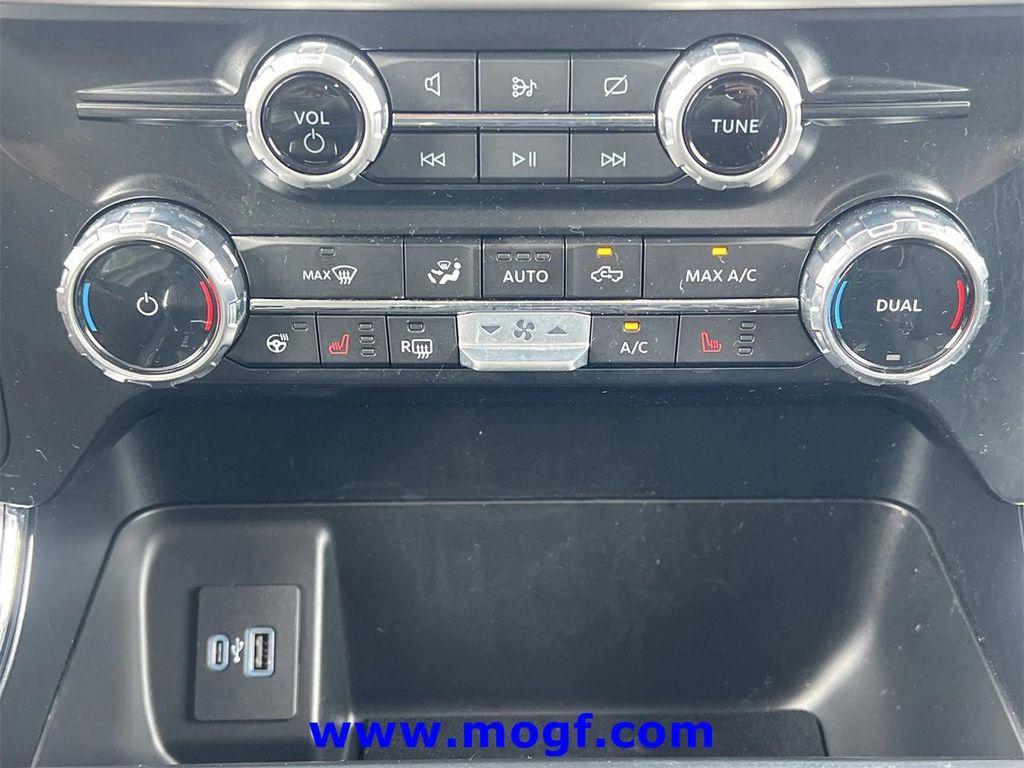used 2023 Ford F-150 Lightning car, priced at $38,995