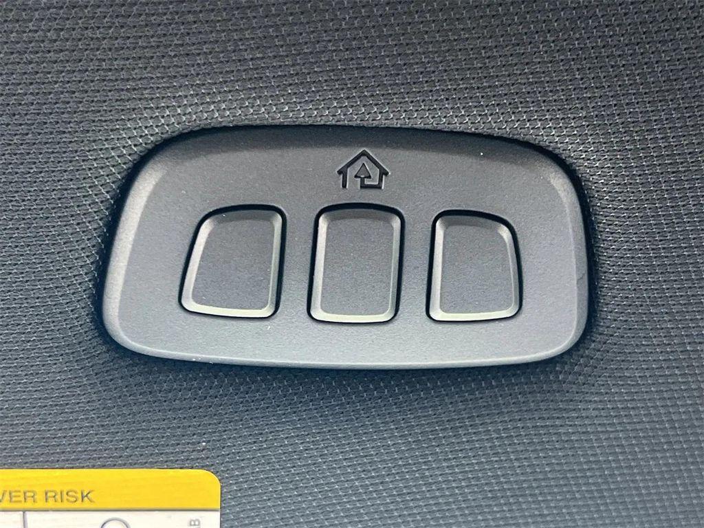 new 2025 Ford F-150 car, priced at $65,298