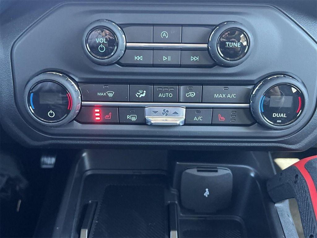 new 2025 Ford Bronco car, priced at $56,478