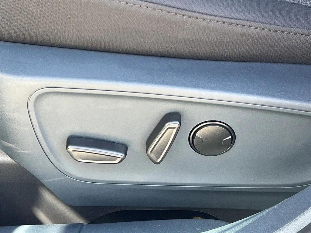 new 2025 Ford Maverick car, priced at $36,684