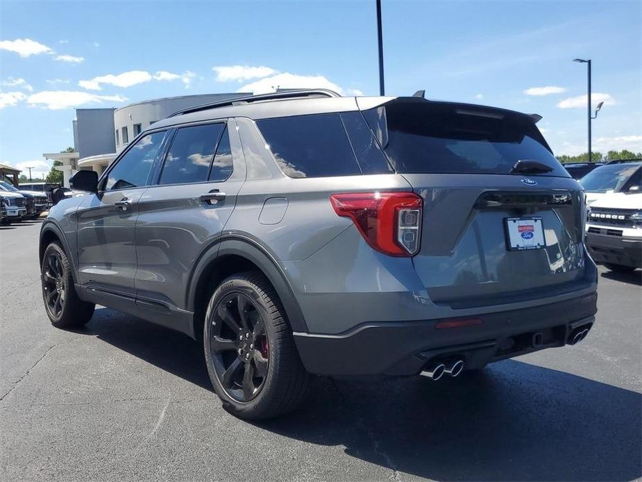 new 2024 Ford Explorer car, priced at $58,975