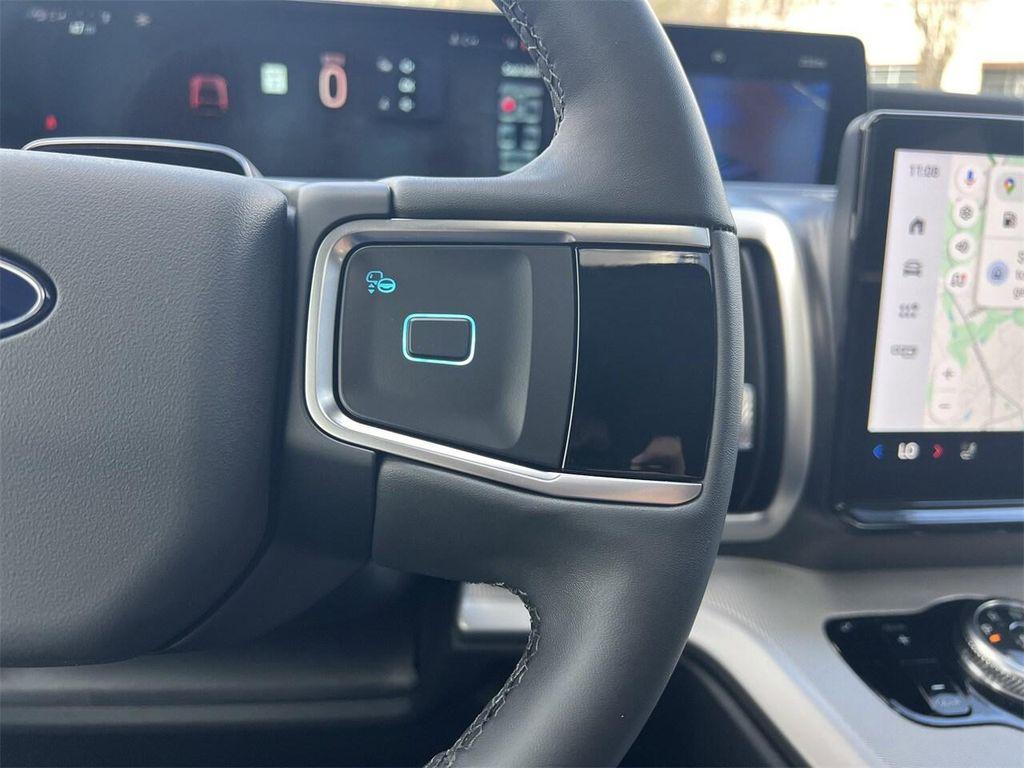 new 2025 Ford Expedition car, priced at $73,585