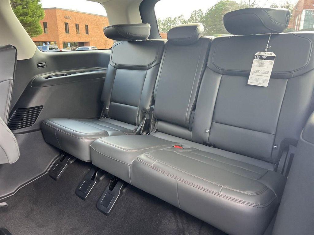 new 2025 Ford Expedition car, priced at $73,585