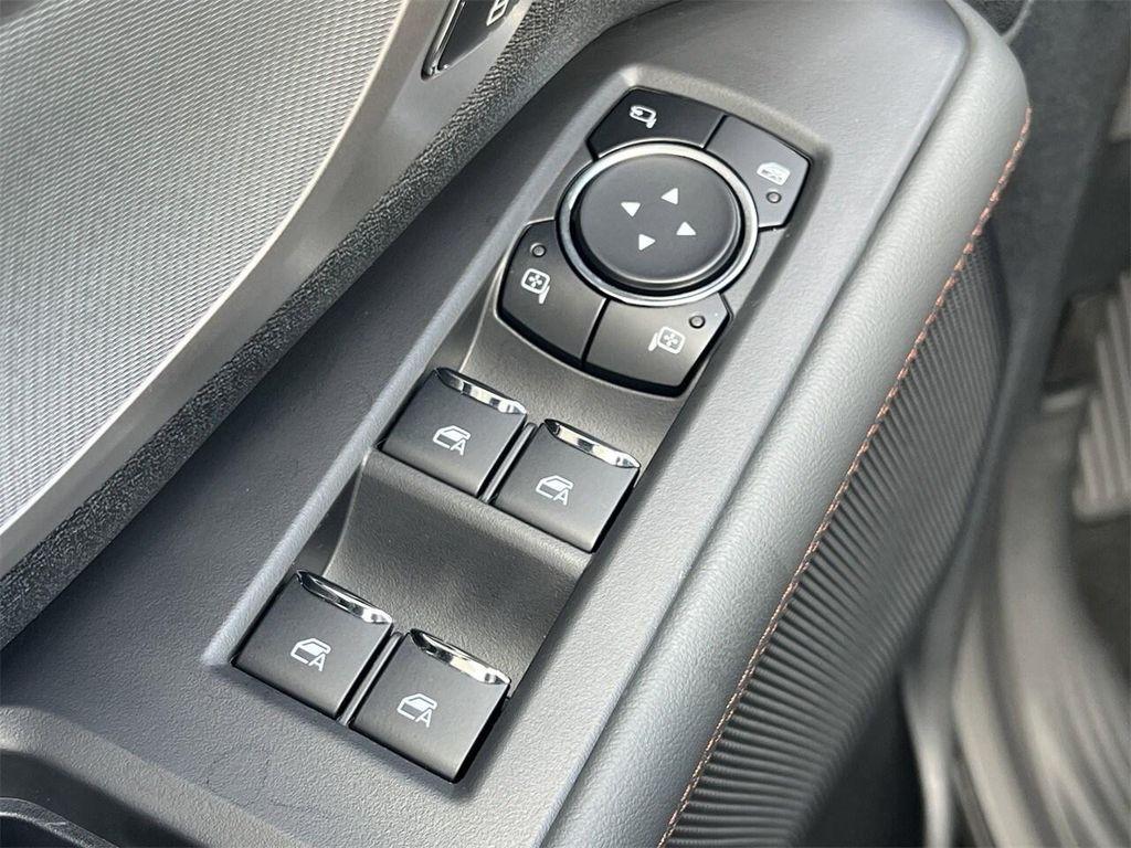 new 2025 Ford Expedition car, priced at $73,585