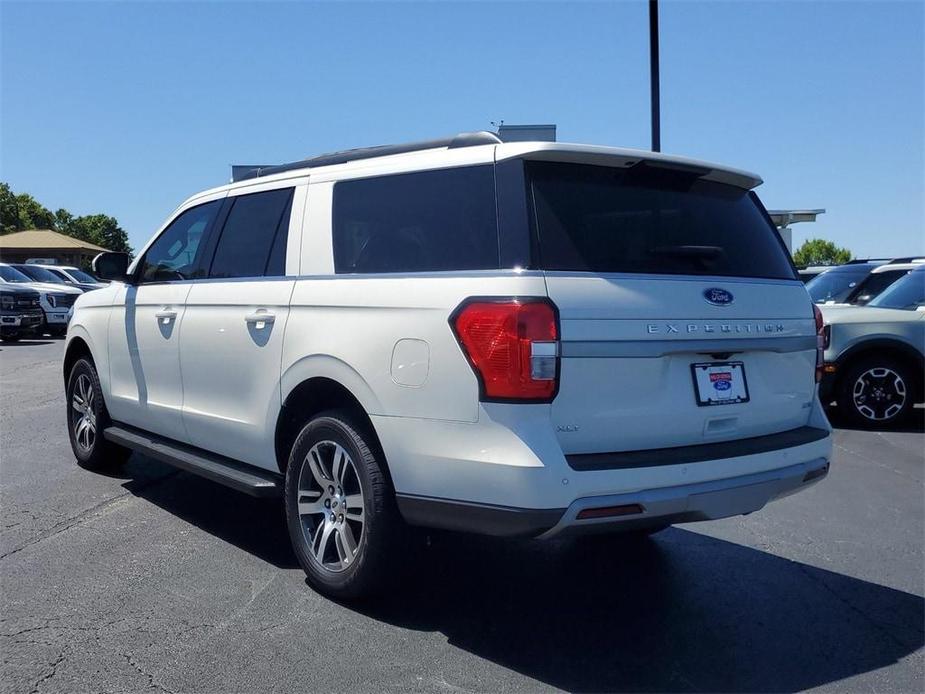 new 2024 Ford Expedition Max car, priced at $72,592