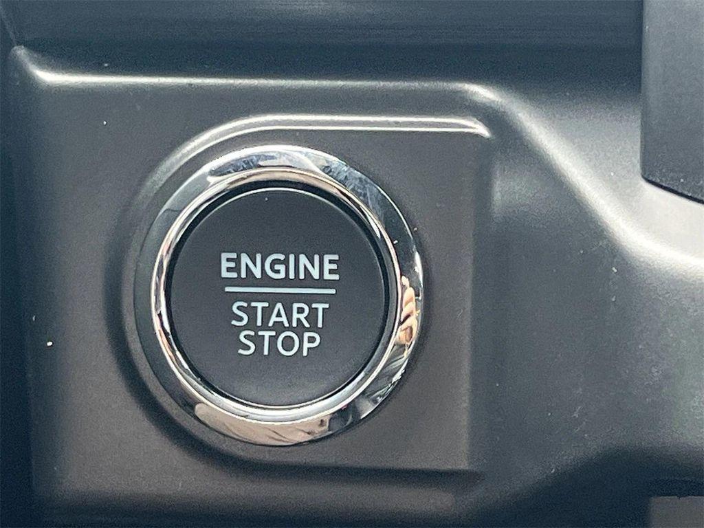 new 2025 Ford F-150 car, priced at $63,982