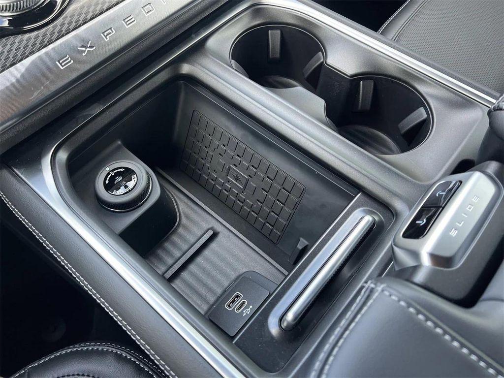 new 2025 Ford Expedition Max car, priced at $87,225