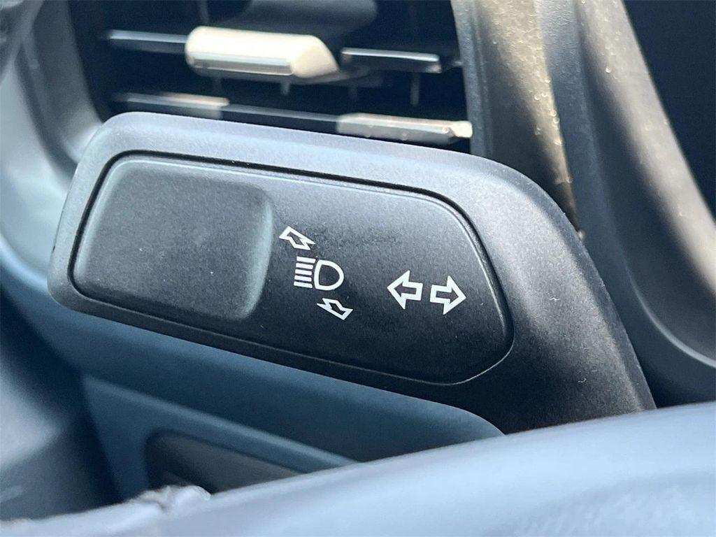 new 2025 Ford Maverick car, priced at $36,998