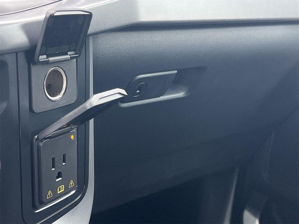 new 2025 Ford F-150 car, priced at $67,527