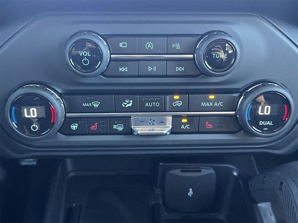 new 2025 Ford Bronco car, priced at $59,548