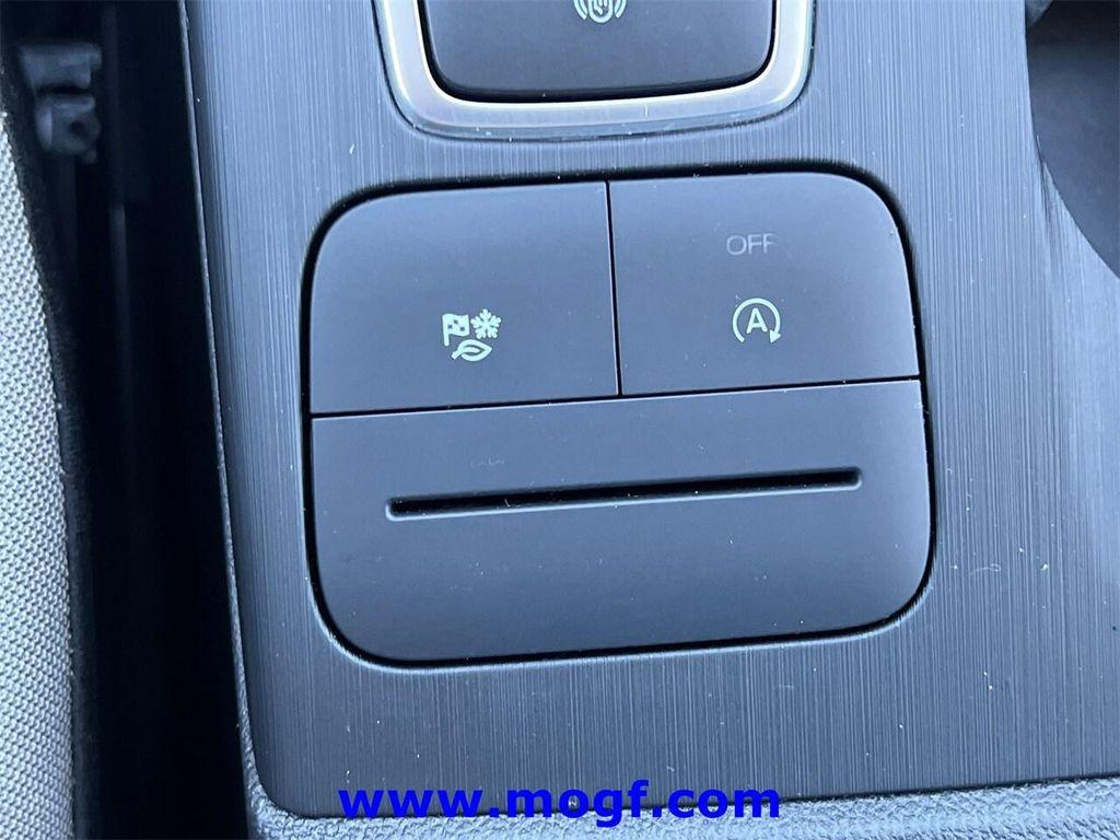 used 2022 Ford Escape car, priced at $17,495