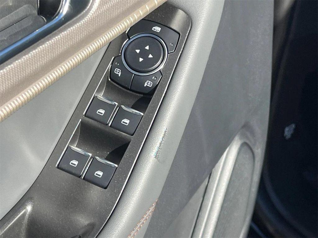 new 2026 Ford Explorer car, priced at $39,982